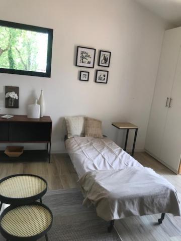 Petit mas provencal 3 pers 1 piece 30 m2 tout confort lisiere foret jardin Jacuzzi Piscine Saint-Paul-en-Forêt Exterior foto